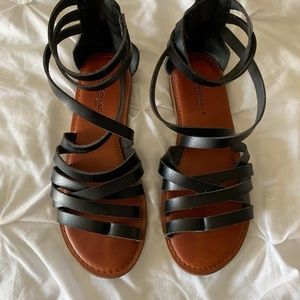 American Eagle sandals